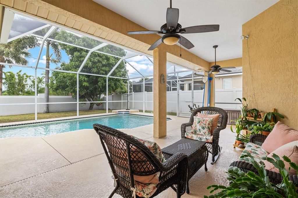 待售: $585,000 (4 贝兹, 2 浴室, 2210 平方英尺)