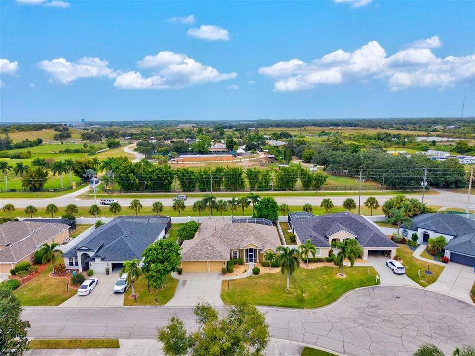 待售: $585,000 (4 贝兹, 2 浴室, 2210 平方英尺)