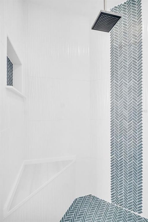 For Sale: $985,000 (4 beds, 3 baths, 2902 Square Feet)