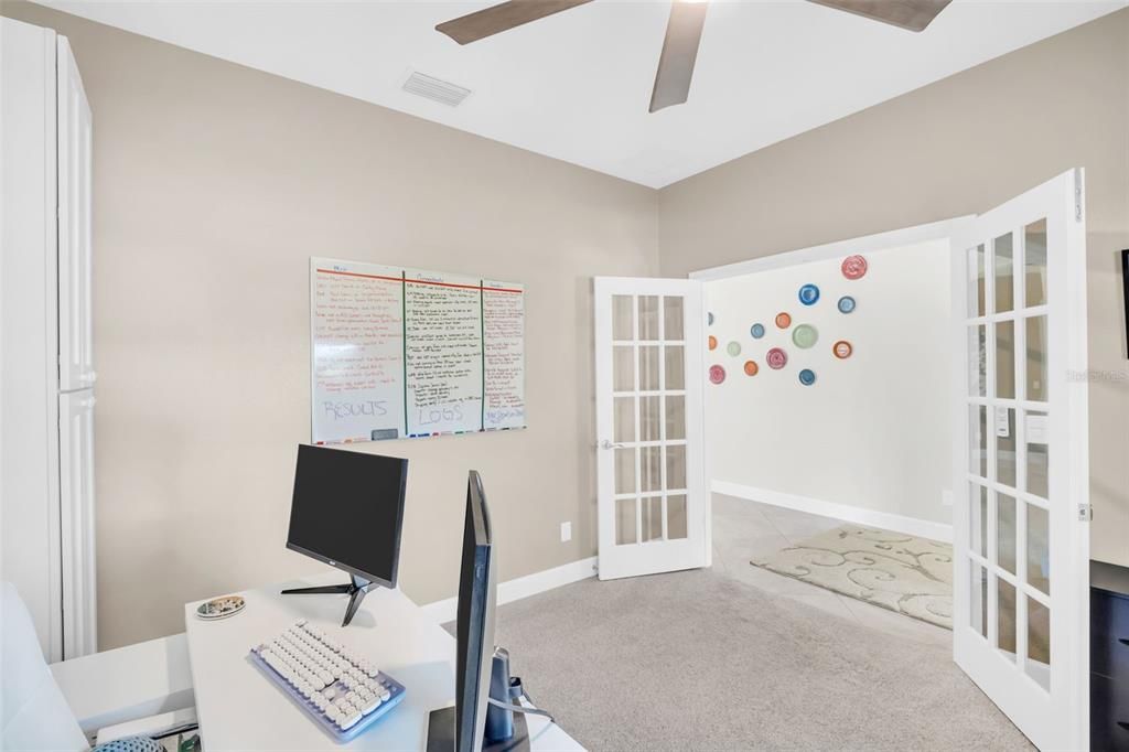 For Sale: $985,000 (4 beds, 3 baths, 2902 Square Feet)