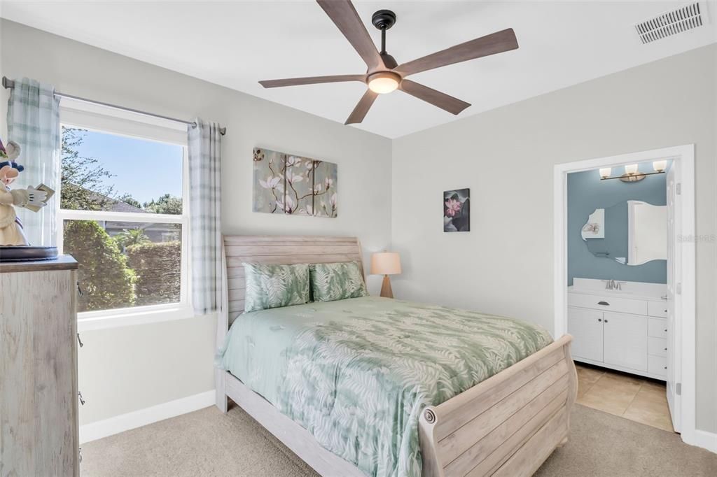 For Sale: $985,000 (4 beds, 3 baths, 2902 Square Feet)