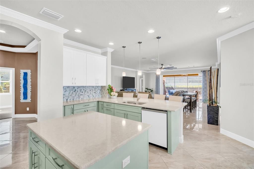 For Sale: $985,000 (4 beds, 3 baths, 2902 Square Feet)