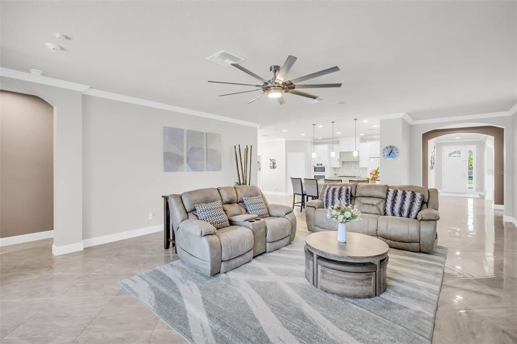 For Sale: $985,000 (4 beds, 3 baths, 2902 Square Feet)