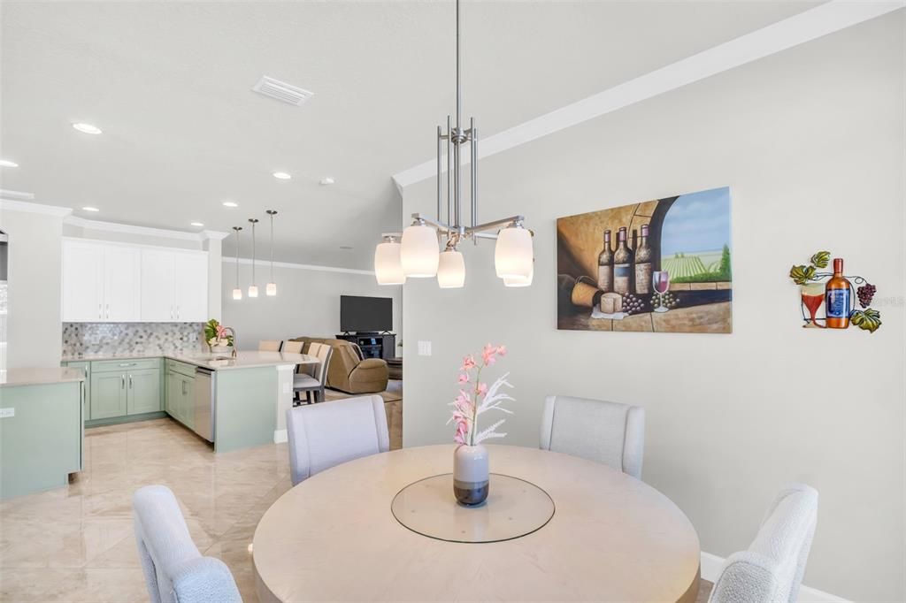 For Sale: $985,000 (4 beds, 3 baths, 2902 Square Feet)