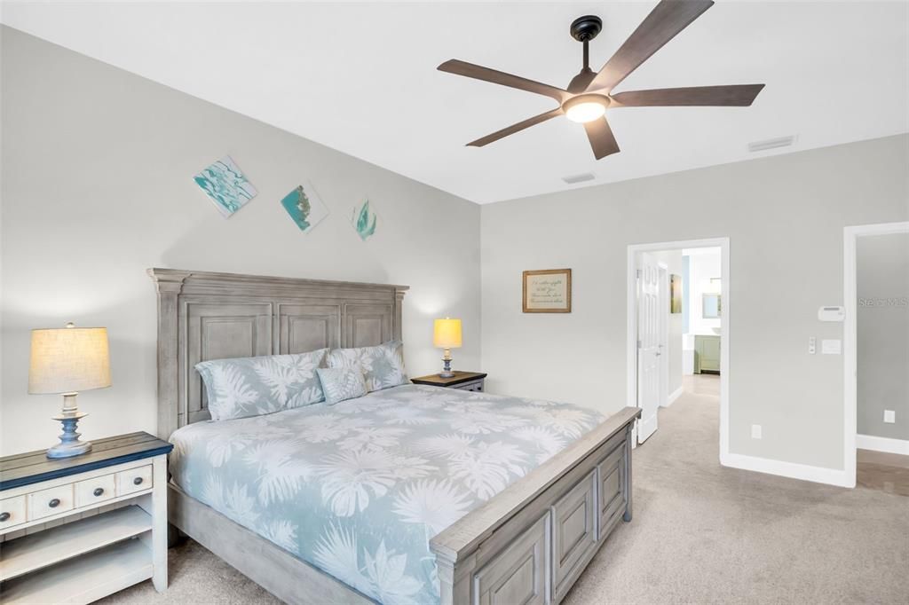 For Sale: $985,000 (4 beds, 3 baths, 2902 Square Feet)