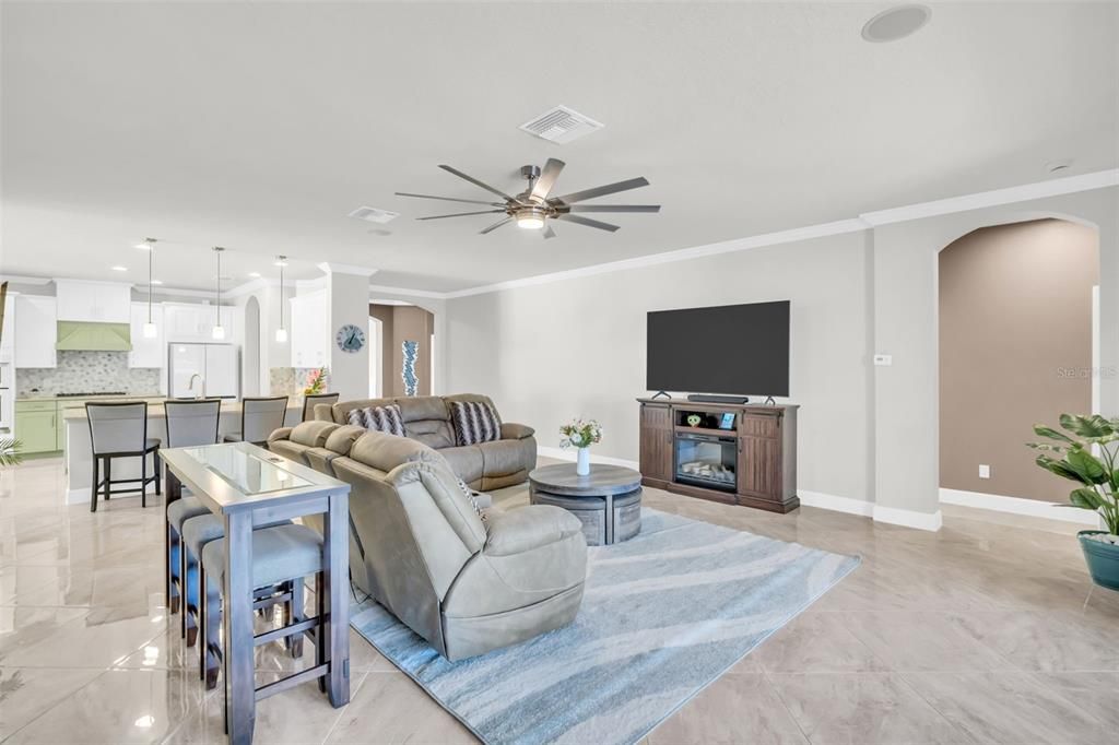 For Sale: $985,000 (4 beds, 3 baths, 2902 Square Feet)