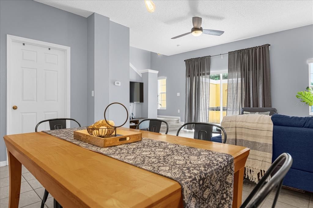 En Venta: $298,000 (3 camas, 2 baños, 1286 Pies cuadrados)