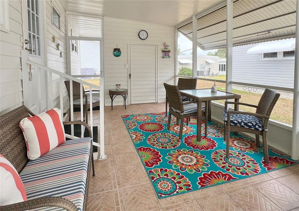 Active With Contract: $174,900 (2 beds, 2 baths, 1208 Square Feet)