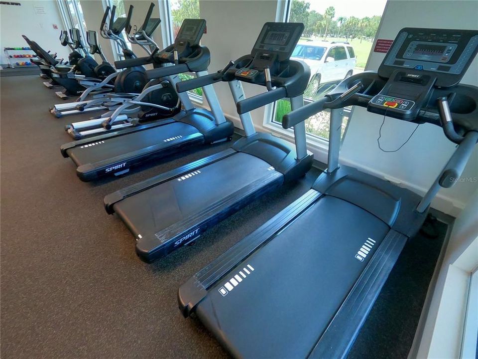 Active With Contract: $174,900 (2 beds, 2 baths, 1208 Square Feet)