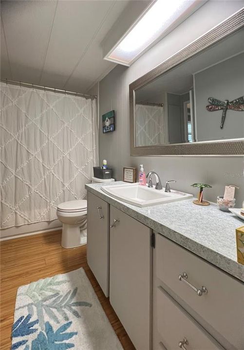 Active With Contract: $174,900 (2 beds, 2 baths, 1208 Square Feet)