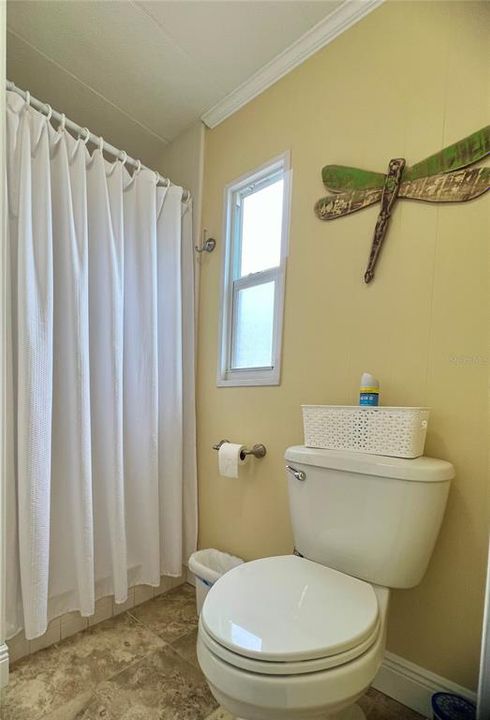 Active With Contract: $174,900 (2 beds, 2 baths, 1208 Square Feet)