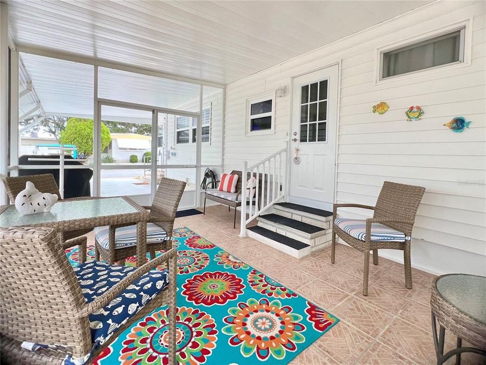 Active With Contract: $174,900 (2 beds, 2 baths, 1208 Square Feet)