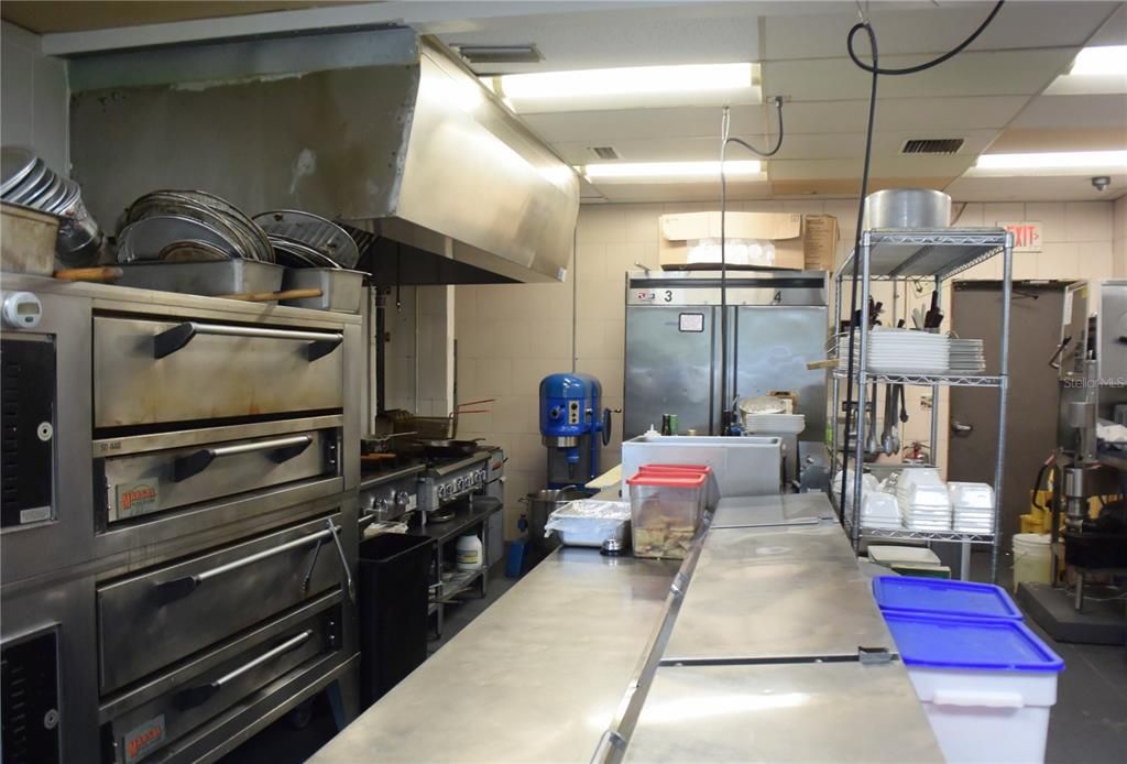 На продажу: $1,200,000 (0 спален, 0 ванн, 0 Квадратных фут)