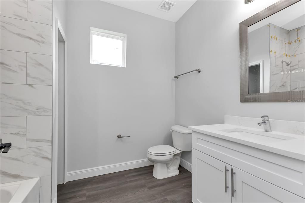 出租: $2,100 (4 贝兹, 2 浴室, 1674 平方英尺)