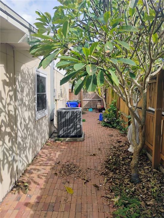 待售: $449,990 (3 贝兹, 2 浴室, 2488 平方英尺)