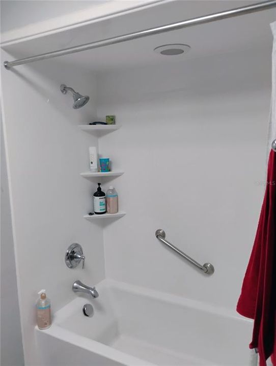 待售: $449,990 (3 贝兹, 2 浴室, 2488 平方英尺)