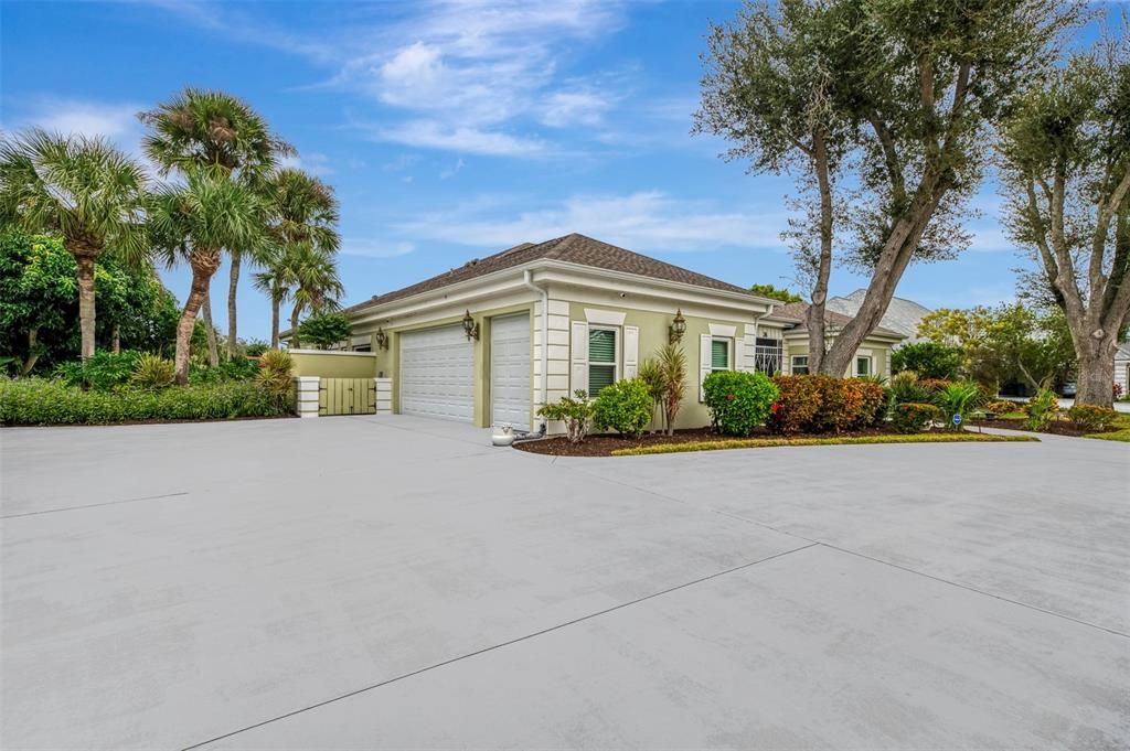 待售: $925,000 (3 贝兹, 3 浴室, 2835 平方英尺)