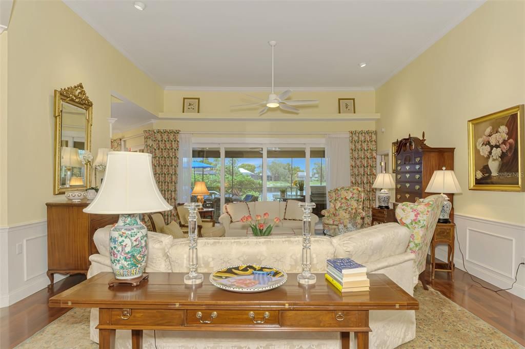 待售: $925,000 (3 贝兹, 3 浴室, 2835 平方英尺)