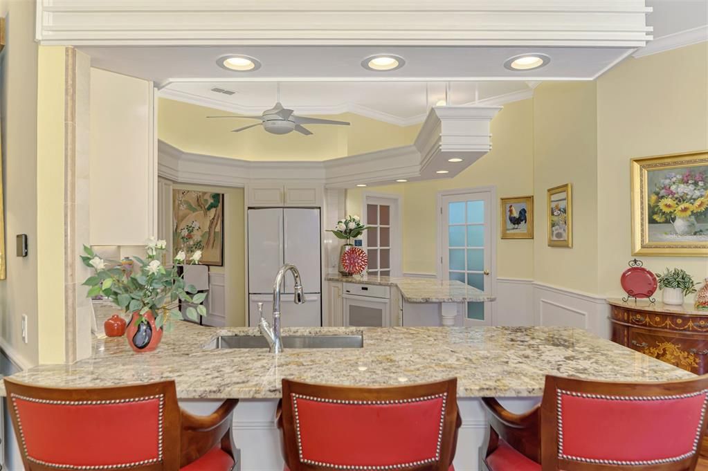 待售: $925,000 (3 贝兹, 3 浴室, 2835 平方英尺)