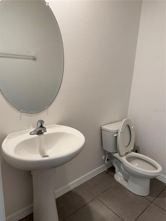 出租: $3,350 (4 贝兹, 2 浴室, 2281 平方英尺)