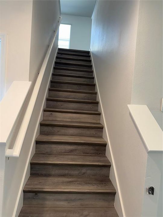 出租: $3,350 (4 贝兹, 2 浴室, 2281 平方英尺)