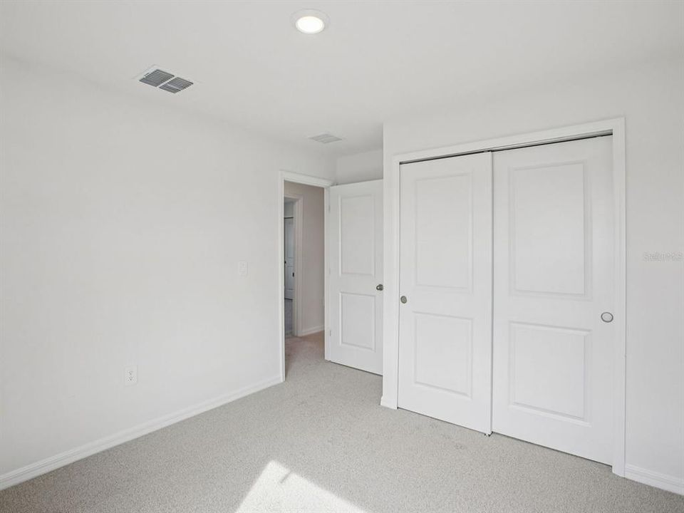 На продажу: $380,100 (4 спален, 2 ванн, 2503 Квадратных фут)