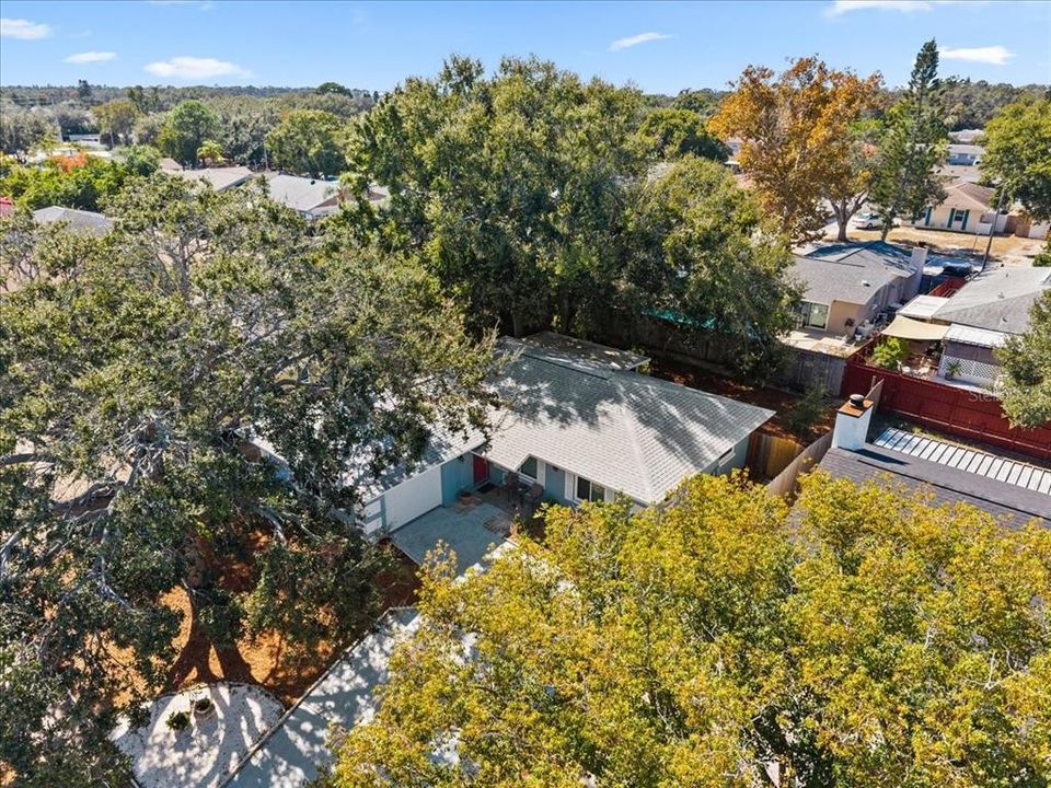 Под контрактом: $345,000 (3 спален, 2 ванн, 1347 Квадратных фут)