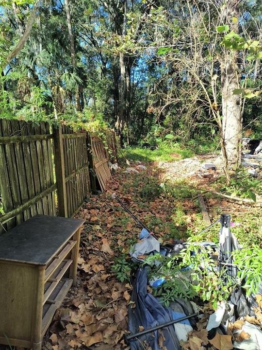 待售: $19,900 (0.26 acres)