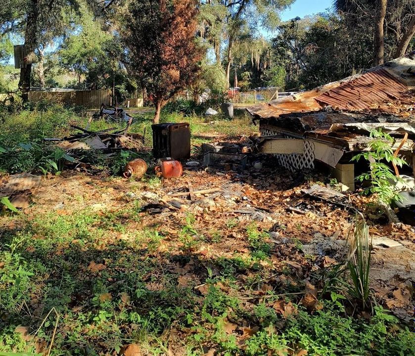 待售: $19,900 (0.26 acres)