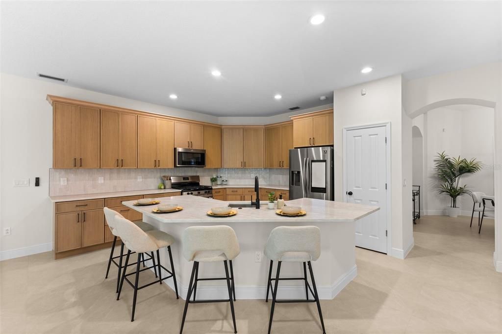 Active With Contract: $829,900 (4 beds, 3 baths, 2650 Square Feet)