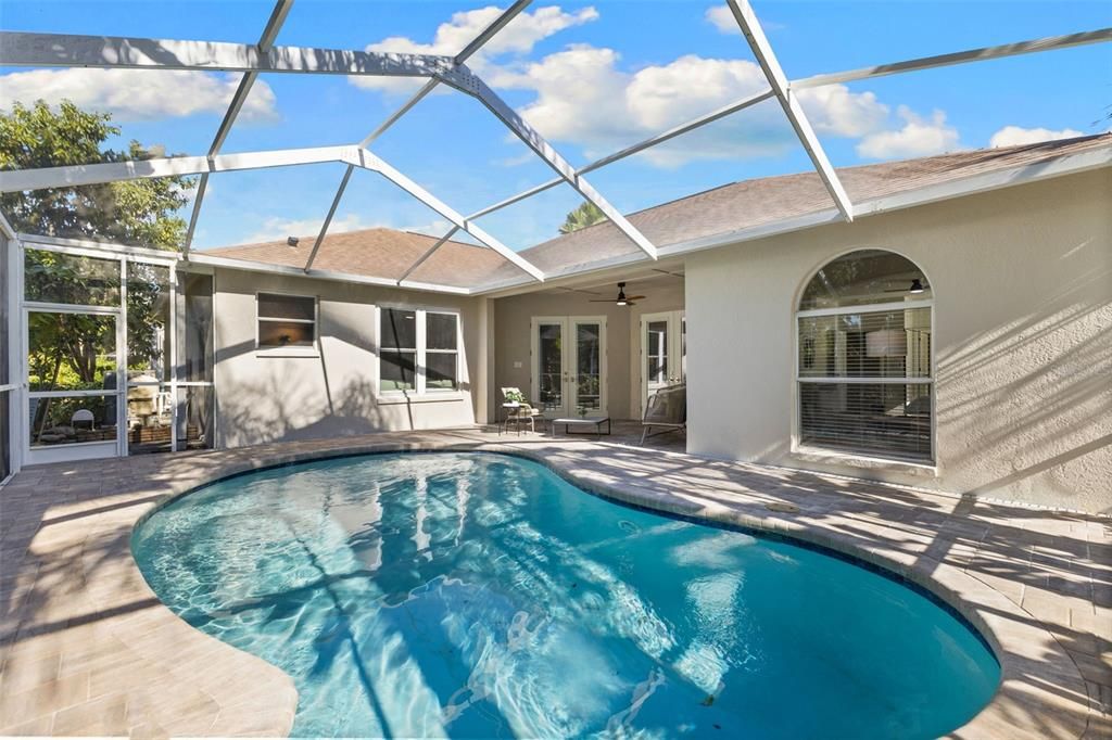 Active With Contract: $829,900 (4 beds, 3 baths, 2650 Square Feet)