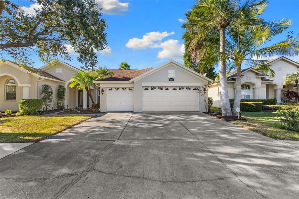 Active With Contract: $829,900 (4 beds, 3 baths, 2650 Square Feet)