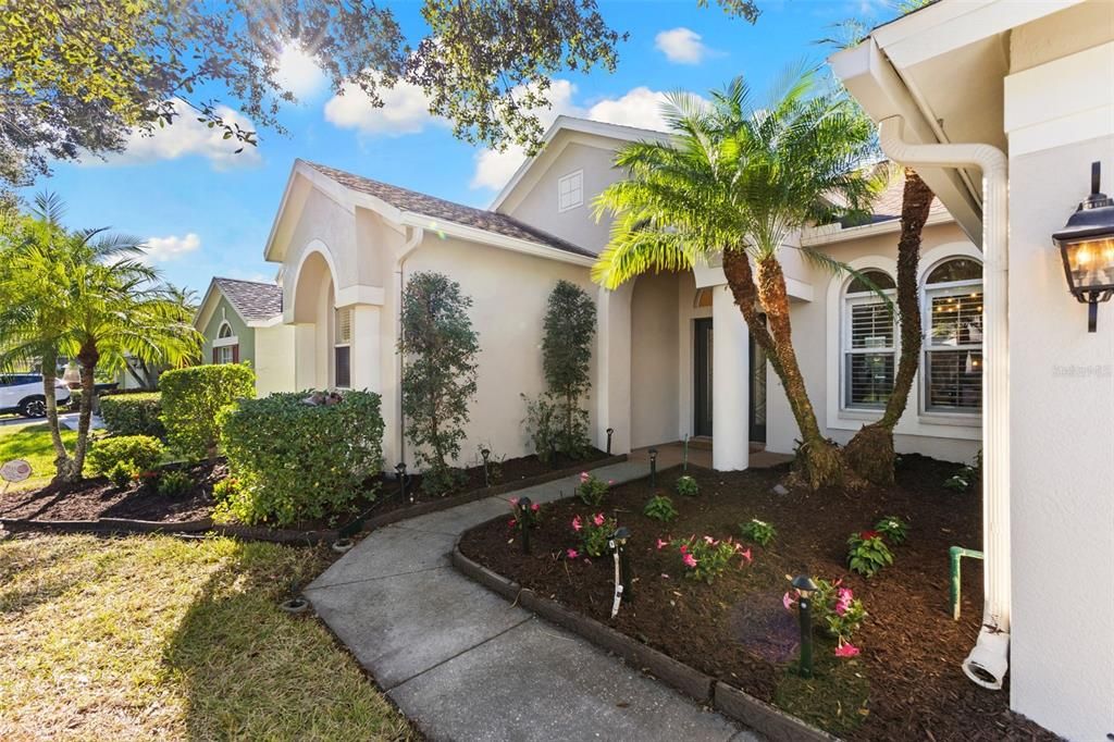 Active With Contract: $829,900 (4 beds, 3 baths, 2650 Square Feet)