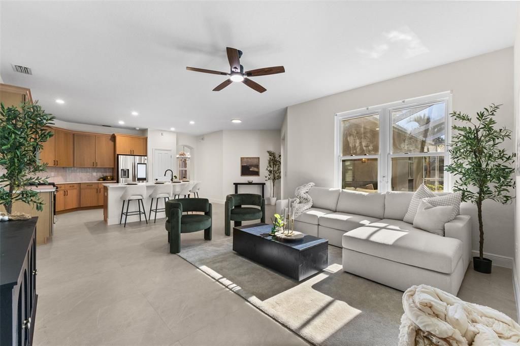 Active With Contract: $829,900 (4 beds, 3 baths, 2650 Square Feet)