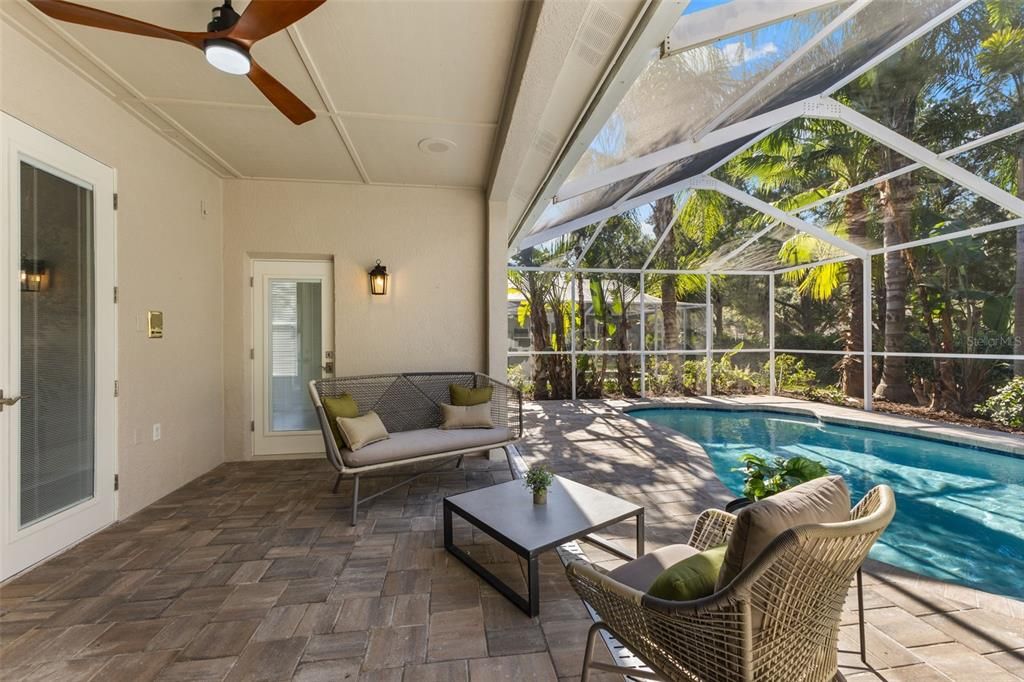 Active With Contract: $829,900 (4 beds, 3 baths, 2650 Square Feet)