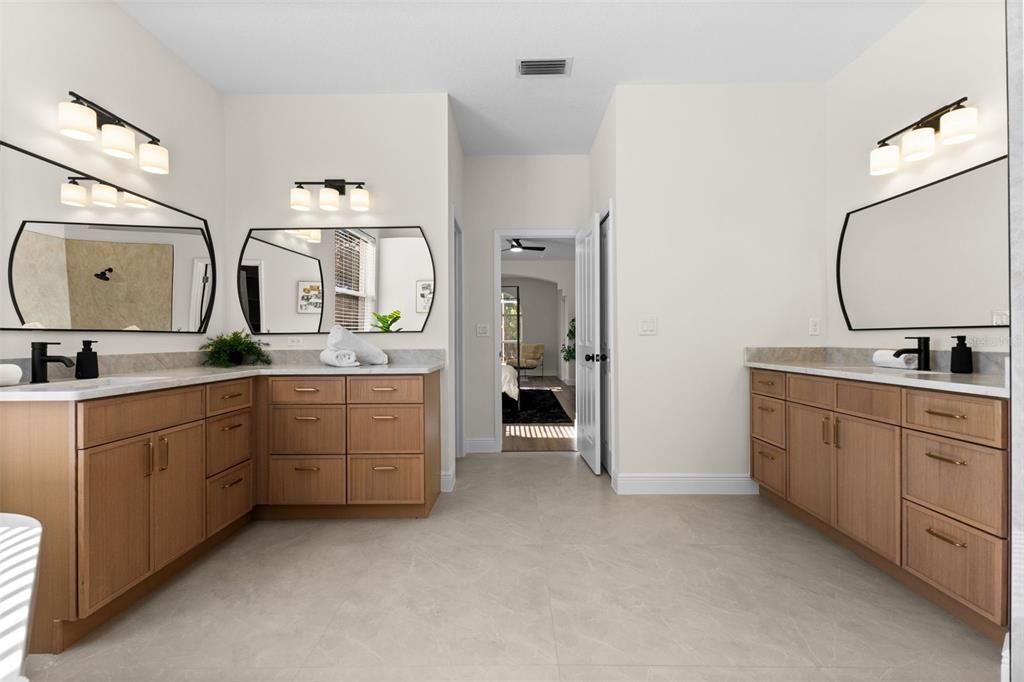 Active With Contract: $829,900 (4 beds, 3 baths, 2650 Square Feet)