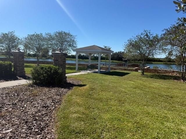 На продажу: $324,000 (3 спален, 2 ванн, 1365 Квадратных фут)