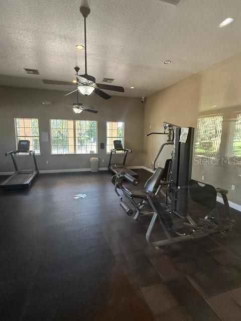 На продажу: $324,000 (3 спален, 2 ванн, 1365 Квадратных фут)