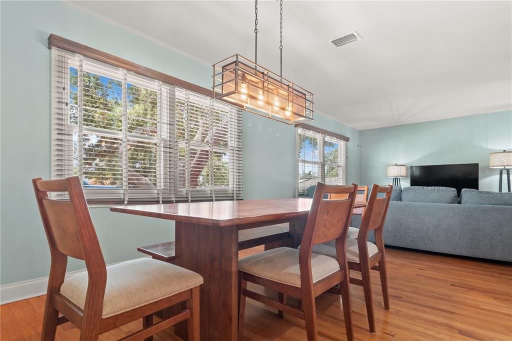 待售: $875,000 (13 贝兹, 0 浴室, 4170 平方英尺)