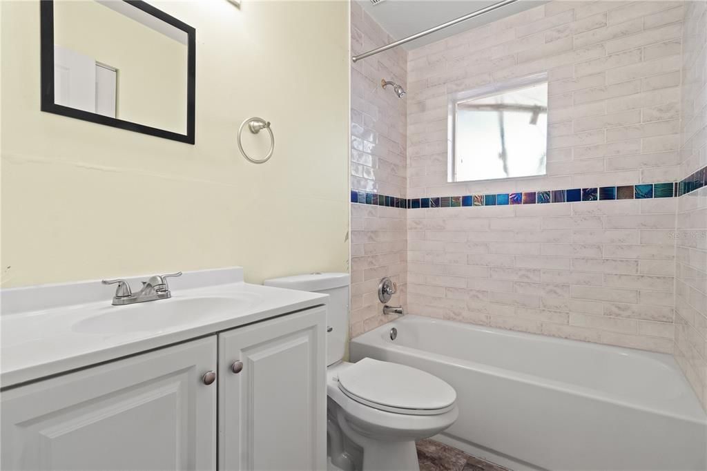 待售: $875,000 (13 贝兹, 0 浴室, 4170 平方英尺)