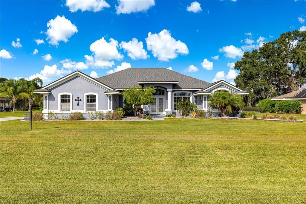 For Sale: $535,000 (3 beds, 2 baths, 2076 Square Feet)