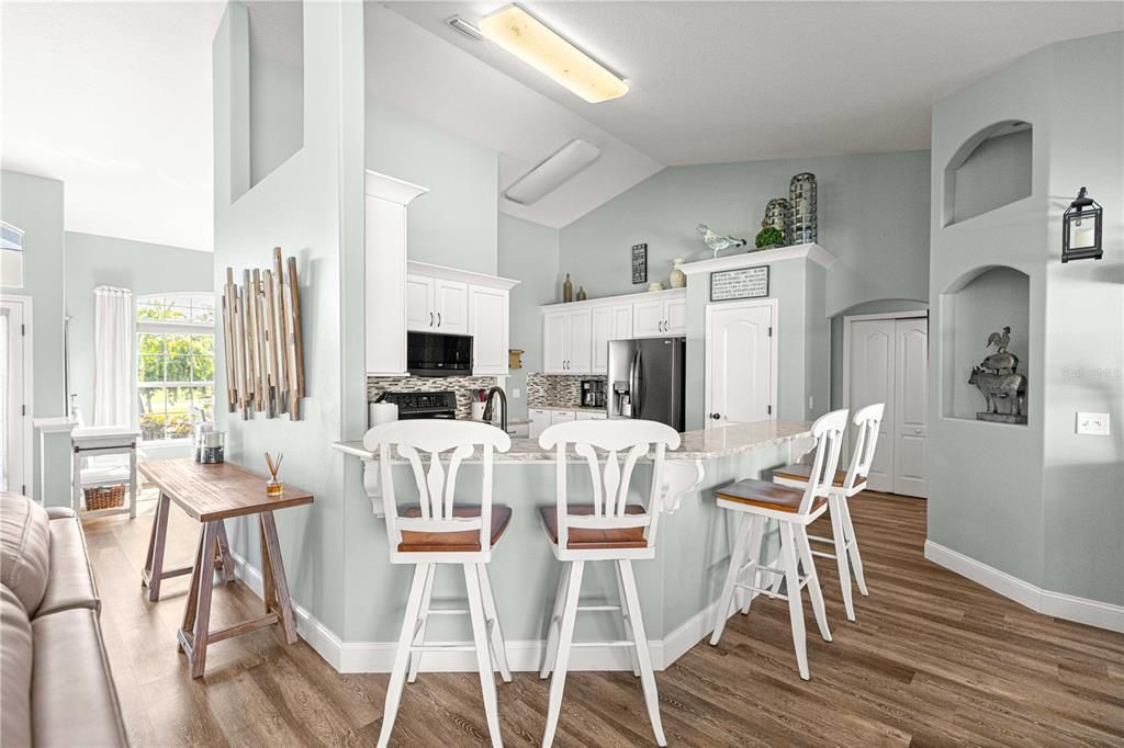 For Sale: $535,000 (3 beds, 2 baths, 2076 Square Feet)