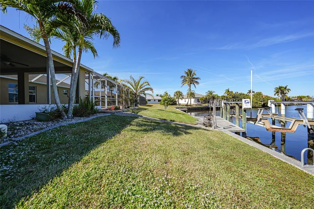 待售: $595,000 (4 贝兹, 2 浴室, 2256 平方英尺)