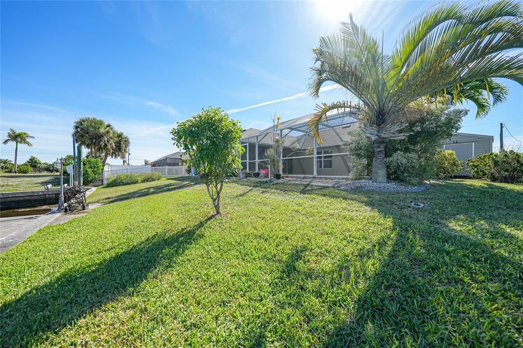 待售: $595,000 (4 贝兹, 2 浴室, 2256 平方英尺)