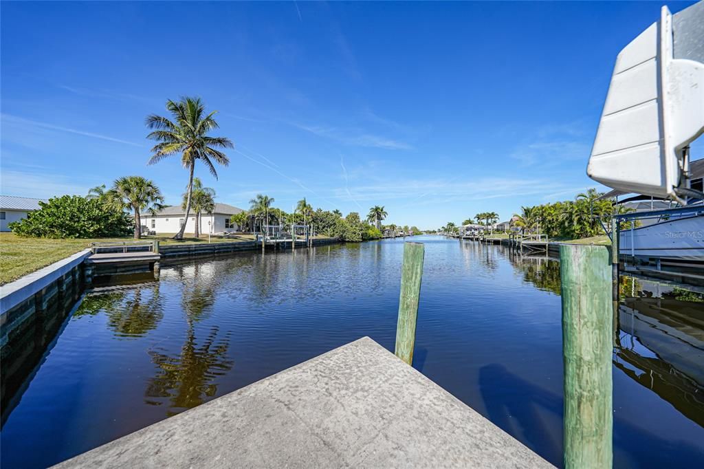 待售: $595,000 (4 贝兹, 2 浴室, 2256 平方英尺)