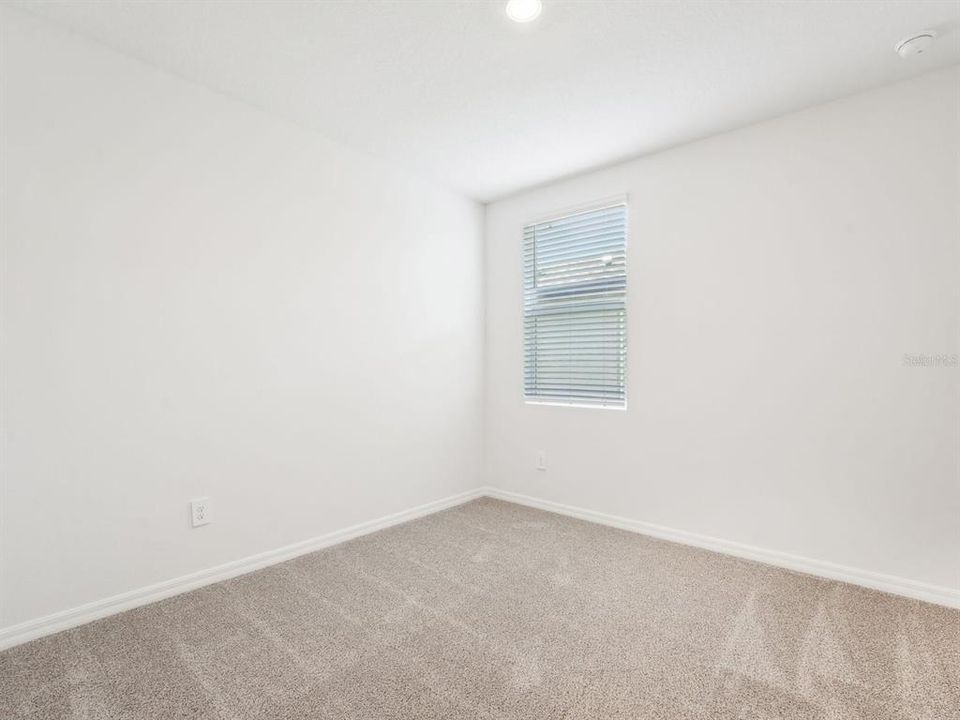 待售: $306,704 (4 贝兹, 2 浴室, 1840 平方英尺)