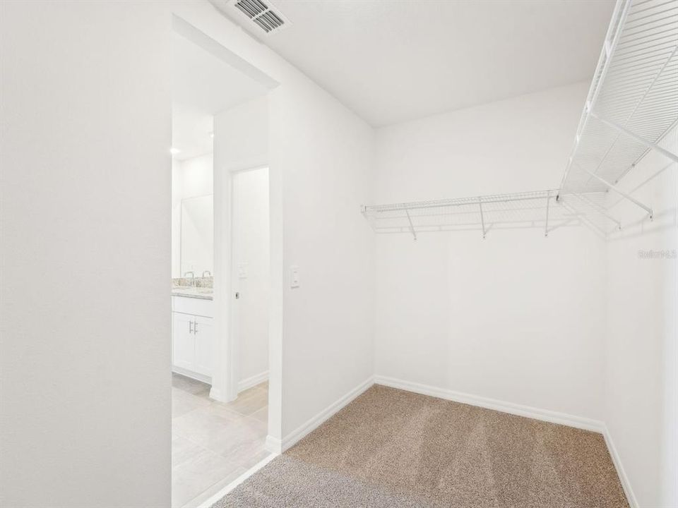 待售: $306,704 (4 贝兹, 2 浴室, 1840 平方英尺)