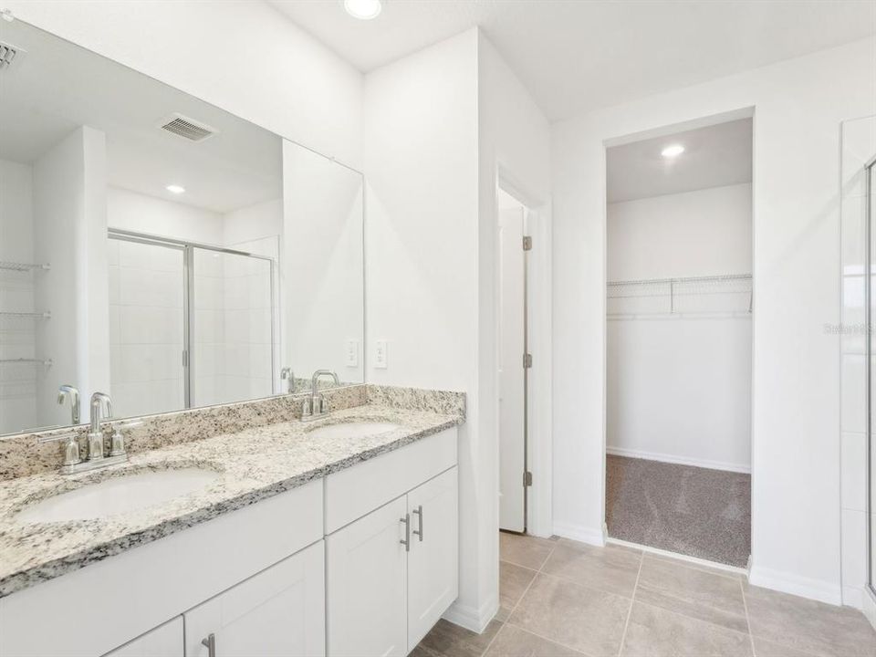 待售: $306,704 (4 贝兹, 2 浴室, 1840 平方英尺)