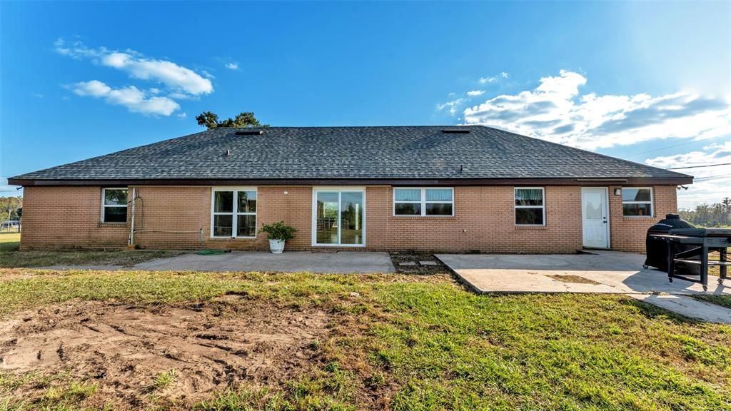 待售: $620,000 (4 贝兹, 2 浴室, 2049 平方英尺)