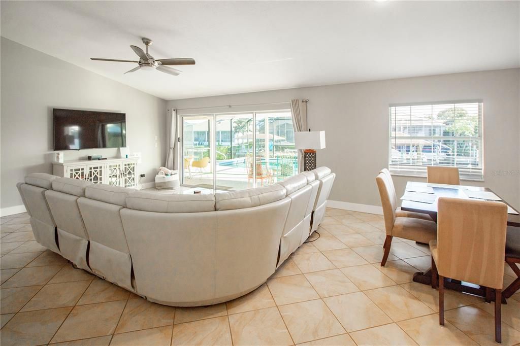 For Sale: $689,000 (3 beds, 2 baths, 1649 Square Feet)